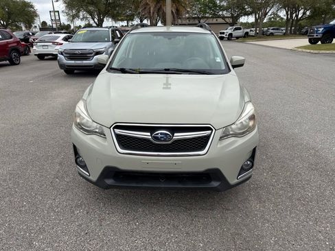 Used 2017 Subaru Crosstrek 2.0i Premium AWD/4WD image 13
