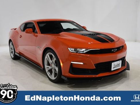 Used 2020 Chevrolet Camaro SS image 1
