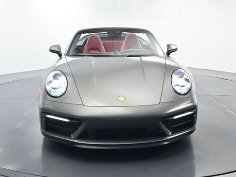 Used 2020 Porsche 911 Carrera 4S image 18