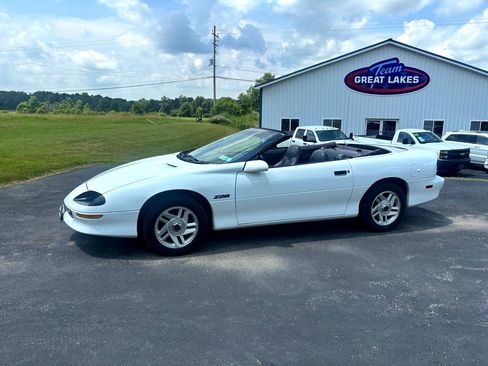 Used 1995 Chevrolet Camaro Z28 image 8