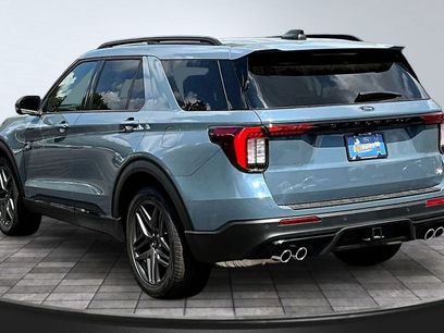 New 2026 Ford Explorer ST w/ Sun And Sound Package
