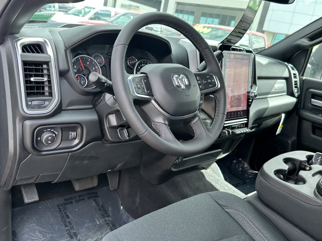 New 2026 RAM 2500 Big Horn AWD/4WD image 18