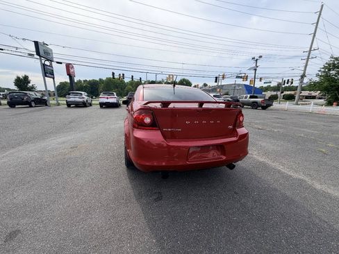 Used 2014 Dodge Avenger R/T w/ Sun/Sound Group FWD image 25