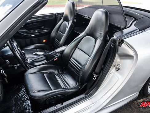 Used 2004 Porsche 911 Carrera 4S AWD/4WD image 5