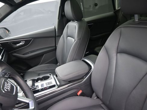 Used 2019 Audi Q8 Premium Plus w/ Premium Plus image 9