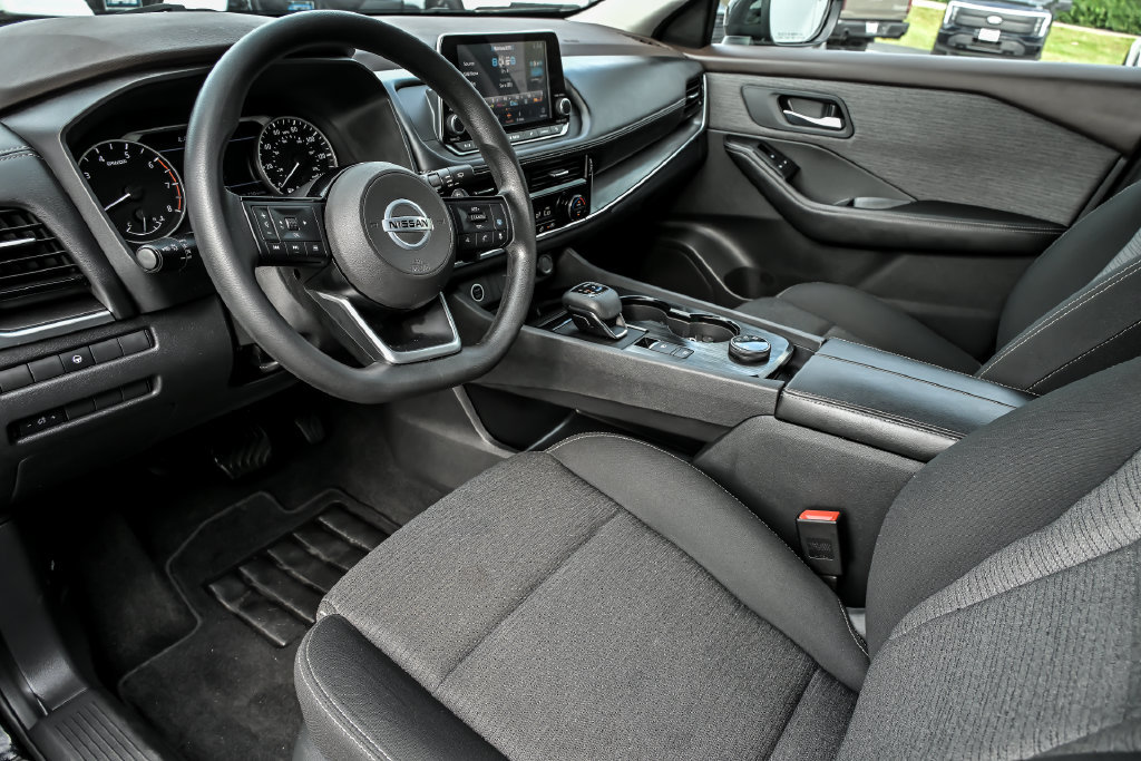 Used 2021 Nissan Rogue SV AWD/4WD image 11