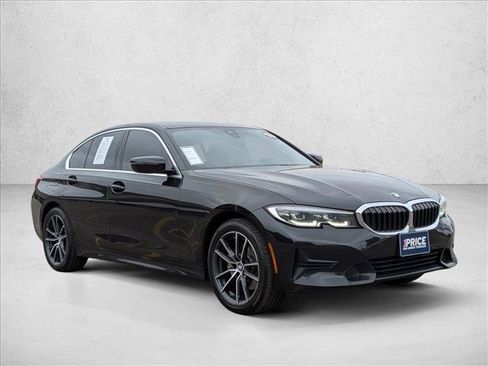 Used 2019 BMW 330i xDrive Sedan w/ Convenience Package image 3