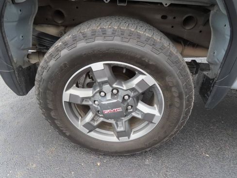 Used 2025 GMC Sierra 2500 SLE w/ SLE Value Package; AWD/4WD image 21