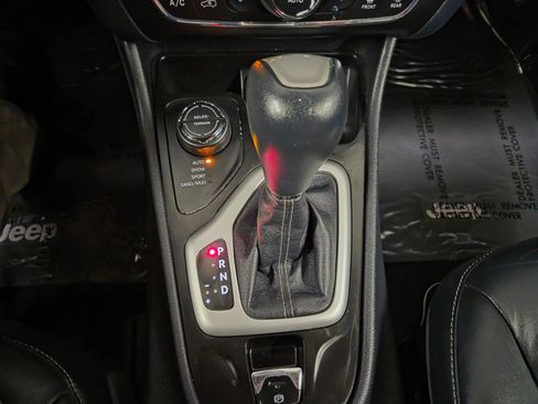 Used 2014 Jeep Cherokee Limited AWD/4WD image 33
