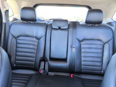 Used 2024 Ford Edge SEL image 28