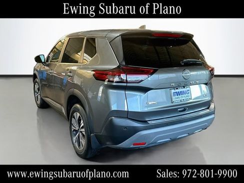 Used 2023 Nissan Rogue SV FWD image 5