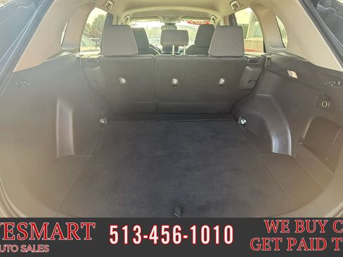 Used 2023 Toyota RAV4 XLE AWD/4WD image 20