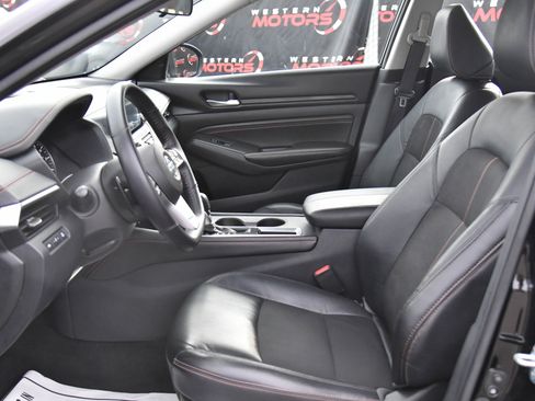 Used 2021 Nissan Altima 2.5 SR image 17