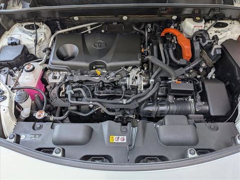 Certified 2021 Toyota Venza LE w/ Carpet Mat Package (TMS) AWD/4WD image 21