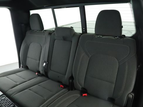 Used 2021 RAM 1500 Big Horn image 5