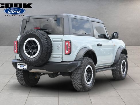 Used 2023 Ford Bronco Badlands AWD/4WD image 3