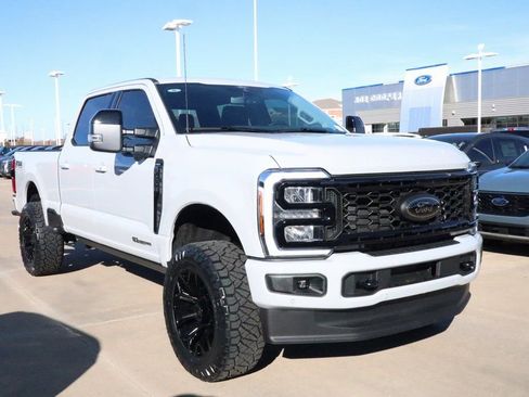 New 2026 Ford F250 Lariat w/ Black Appearance Package image 1