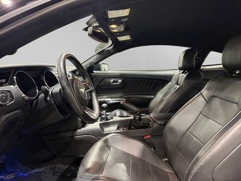 Used 2017 Ford Mustang Premium w/ Ecoboost Performance Package image 18