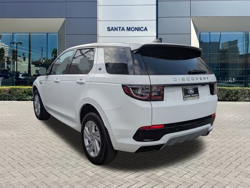 Used 2025 Land Rover Discovery Sport S image 9