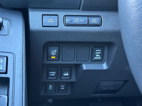 Used 2023 Nissan Frontier PRO-4X w/ Pro Convenience Package image 30