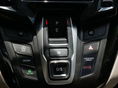 Used 2024 Honda Odyssey Touring image 25