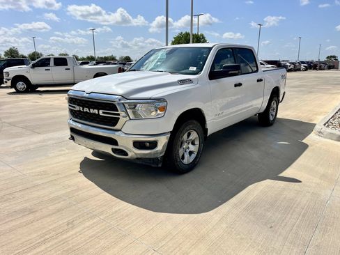 Used 2023 RAM 1500 Big Horn AWD/4WD image 6