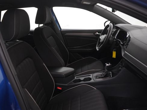 Used 2023 Volkswagen Jetta Sport FWD image 11