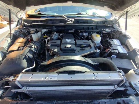 Used 2016 RAM 2500 Laramie AWD/4WD image 24