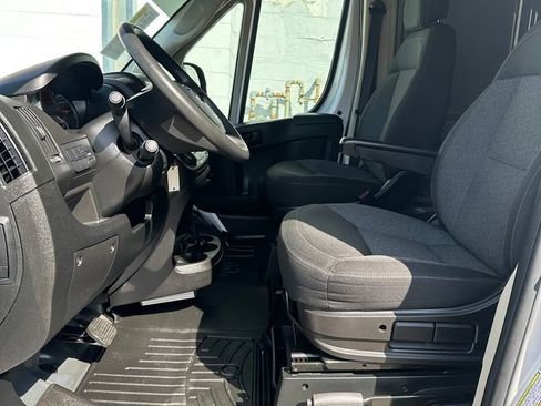 Used 2017 RAM ProMaster 1500 w/ Interior Convenience Group image 10