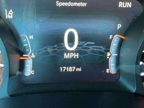 Used 2024 Jeep Compass Sport image 27