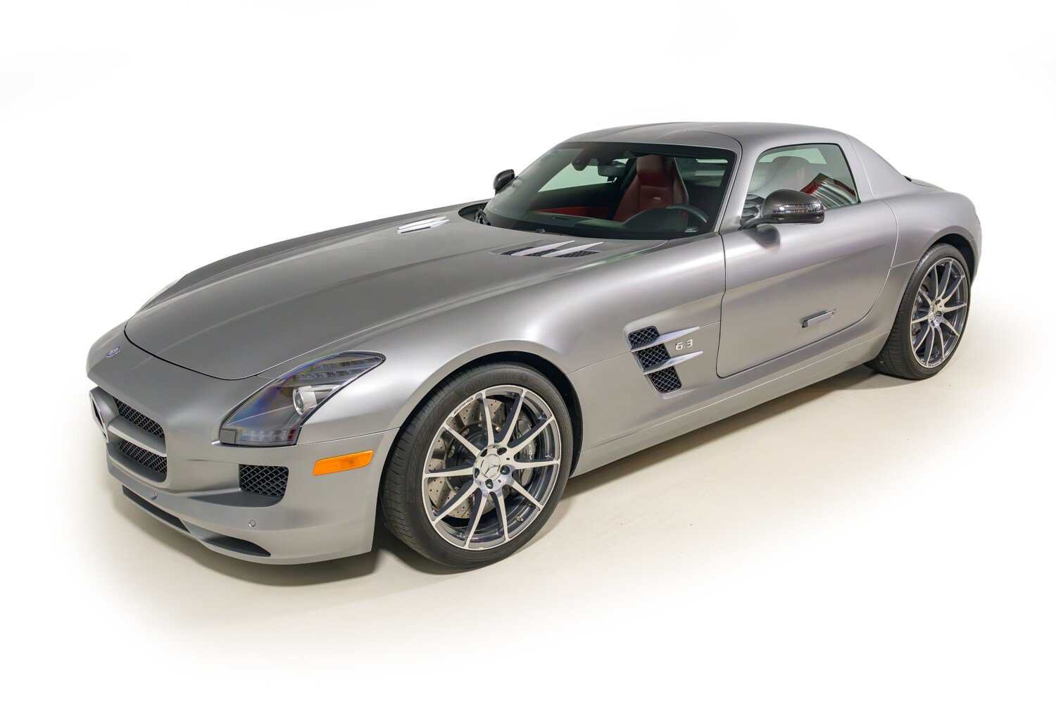 Used 2011 Mercedes-Benz SLS AMG Coupe image 2
