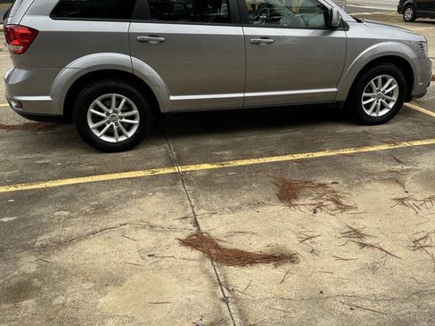 Used 2016 Dodge Journey SXT w/ Comfort/Convenience Group image 6