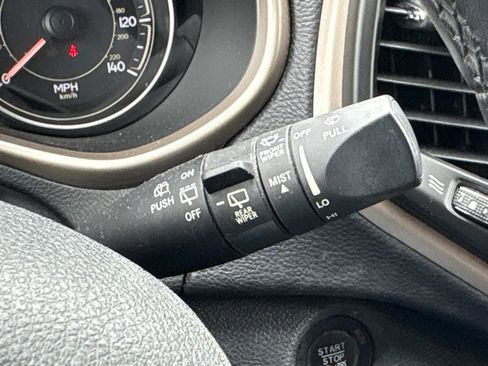 Used 2014 Jeep Cherokee Altitude w/ Comfort/Convenience Group image 20