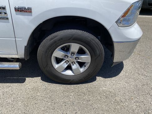 Used 2019 RAM 1500 Classic SLT RWD image 24