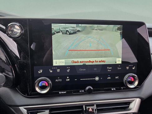 Certified 2025 Lexus RX 350h image 18