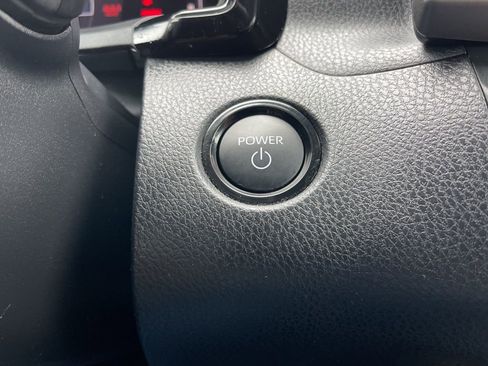 Certified 2025 Toyota Camry SE w/ Convenience Package image 13