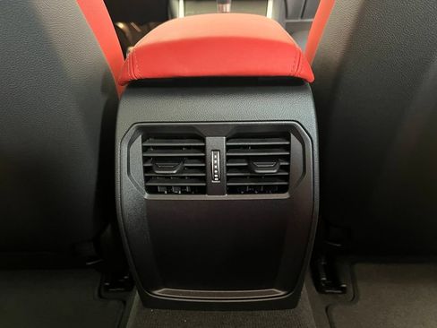 Used 2025 BMW M4 Coupe w/ M Driver's Package RWD image 9