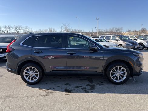 Certified 2024 Honda CR-V EX image 4