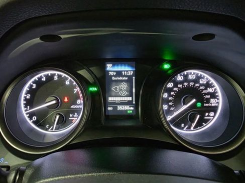 Used 2023 Toyota Camry SE w/ Convenience Package image 18