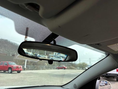 Used 2010 Chevrolet Impala LT image 22