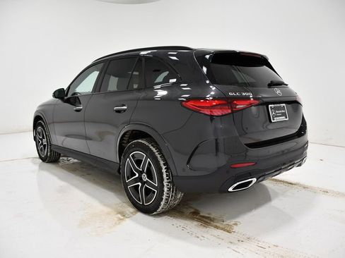 New 2026 Mercedes-Benz GLC 300 4MATIC image 3