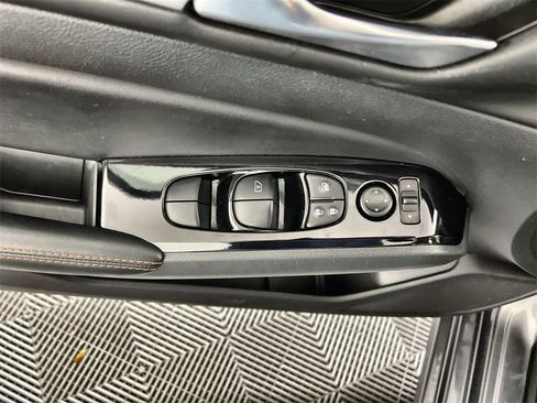 Certified 2025 Nissan Altima 2.5 SR image 15