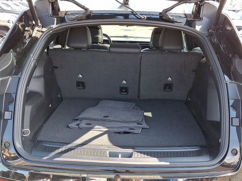 Certified 2024 Jeep Wagoneer Launch Edition image 28