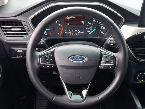 Used 2022 Ford Escape SEL FWD image 19