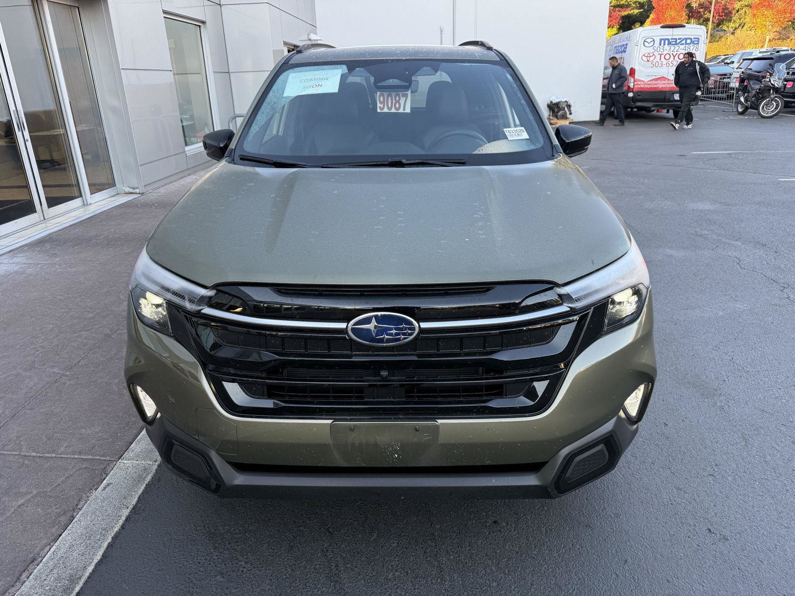 Used 2025 Subaru Forester Touring w/ Popular Package - Touring AWD/4WD image 8