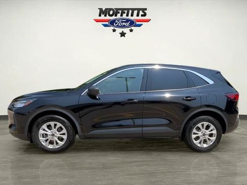Certified 2023 Ford Escape Active w/ Tech Pack #1 AWD/4WD image 2