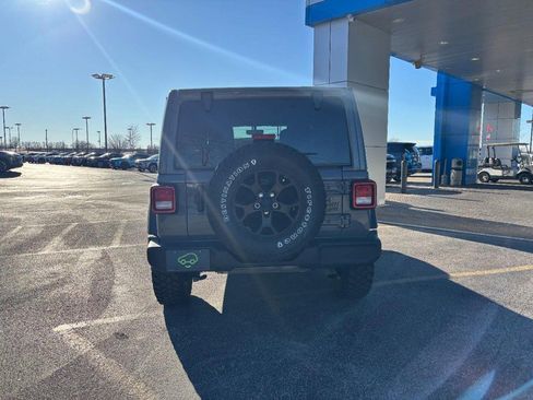 Used 2022 Jeep Wrangler Unlimited Sport image 4