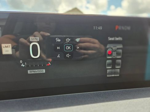 New 2027 Ford Expedition Active RWD image 24