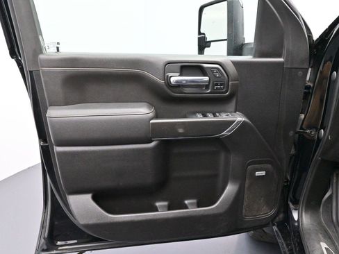 Used 2023 GMC Sierra 3500 AT4 w/ AT4 Premium Plus Package image 9