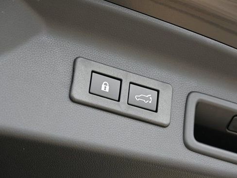 New 2026 Subaru Forester Premium image 15